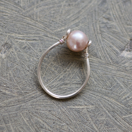 Peach Freshwater Pearl Sterling Silver Wire Ring, size 10