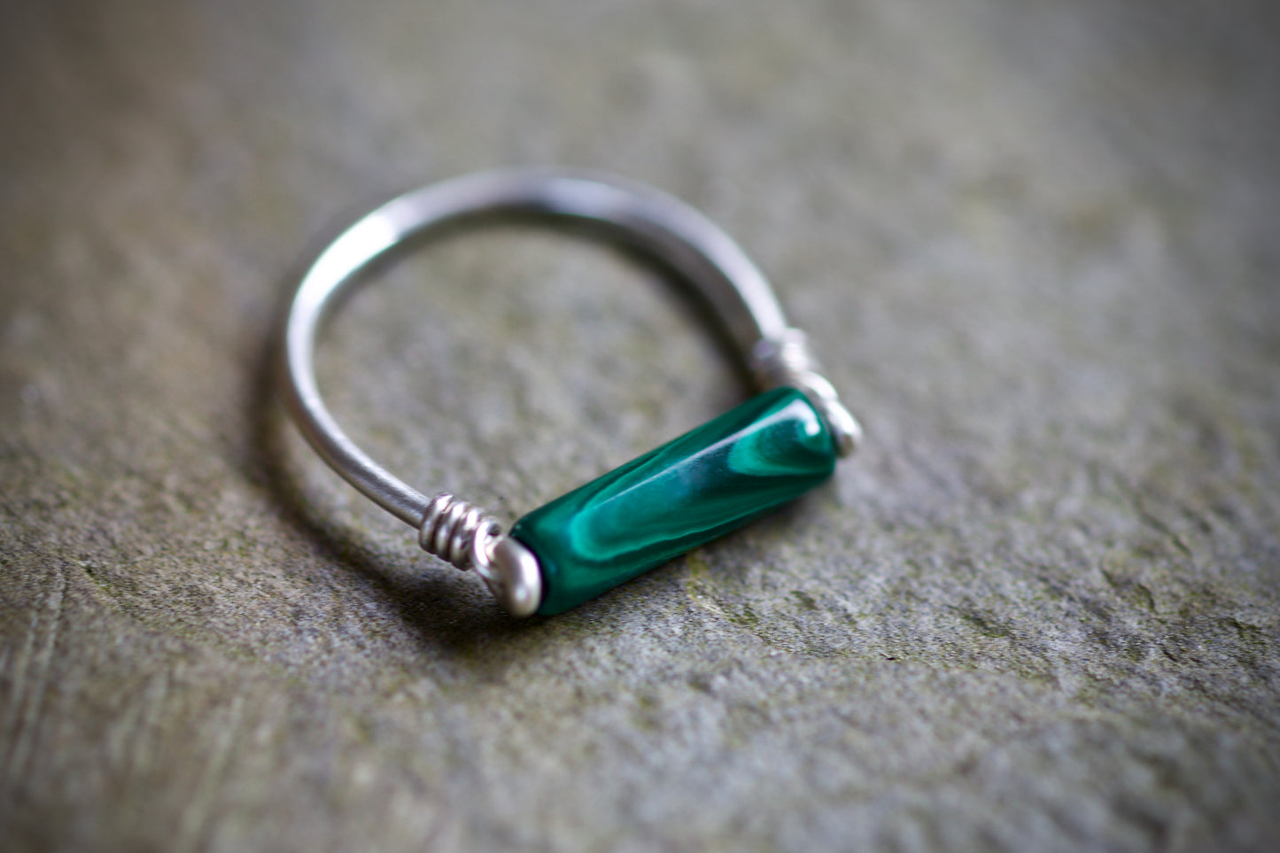 Malachite and Sterling Silver Wire Ring, size 7-7.25