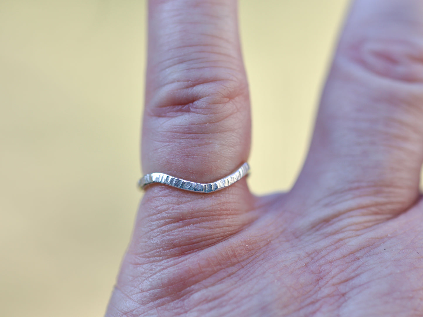 Winding Road Sterling Silver Band Ring, size 4.5